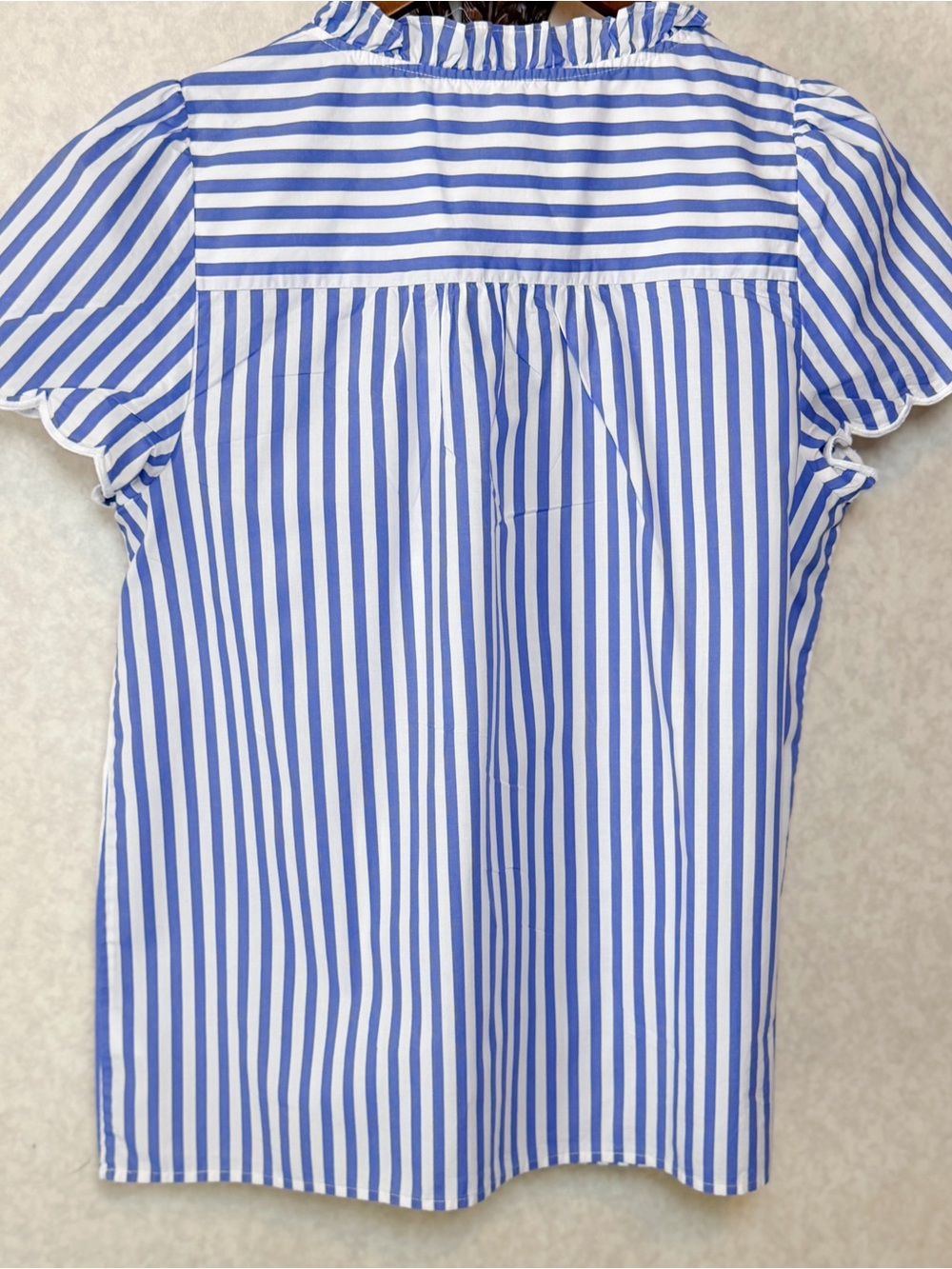 Talbots Blue & White Striped Ruffle Yoke Scalloped Sleeve 100% Cotton Blouse - Picture 5 of 8